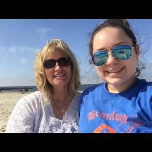 Meet your Posher, Erica